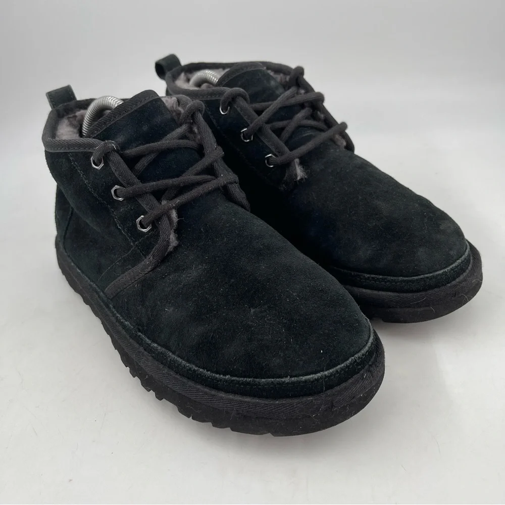 Ugg Men’s Neumel - Size 7 -Black Grey Lined Lace-Up Chukka Winter Boot